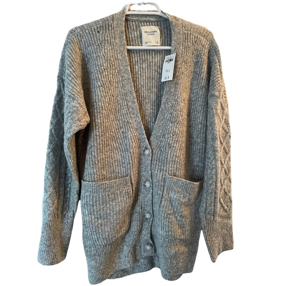 Abercrombie & Fitch grey Sweater